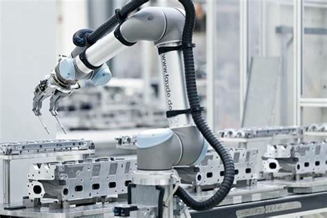 cobots pour chargement de machines cnc|ET SI VOUS LAISSIEZ UN COBOT CHARGER VOS MACHINES.